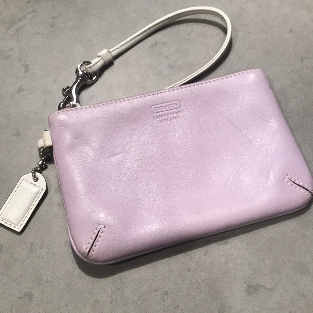 Coach wristlet in lilac and white leather
